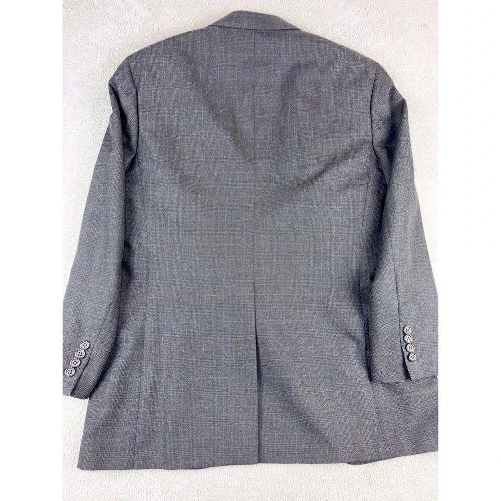 N/A sharp gray